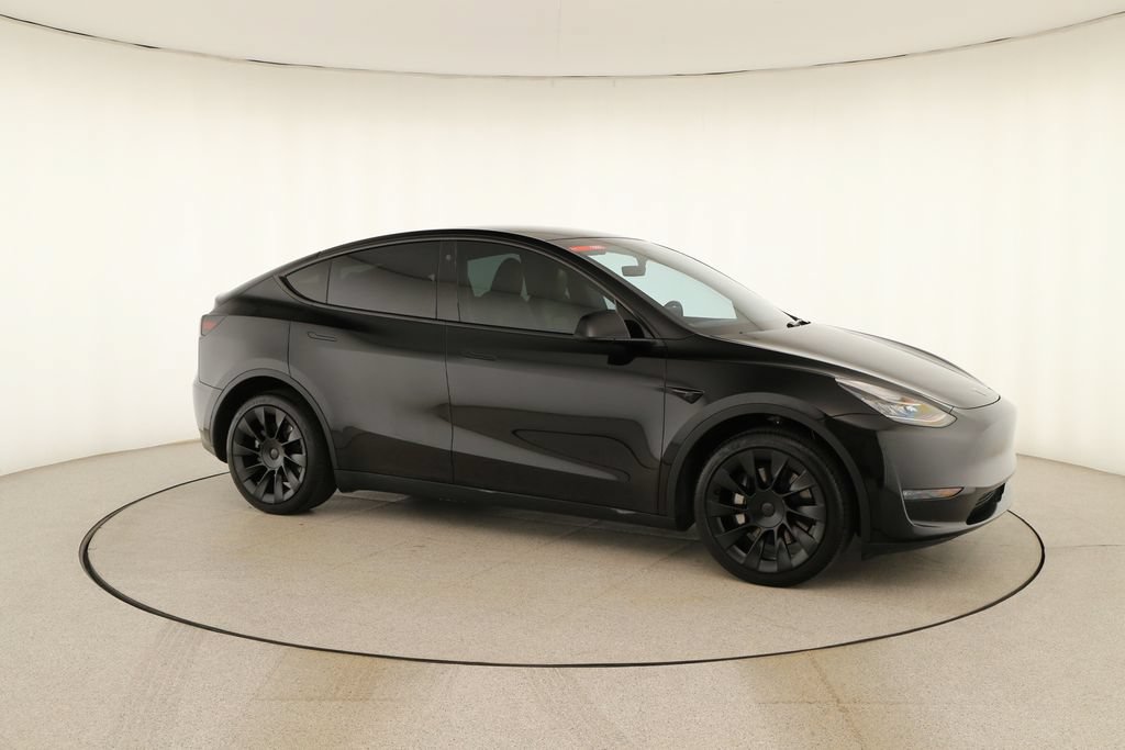 Used 2023 Tesla Model Y Long Range AWD/4WD image 9