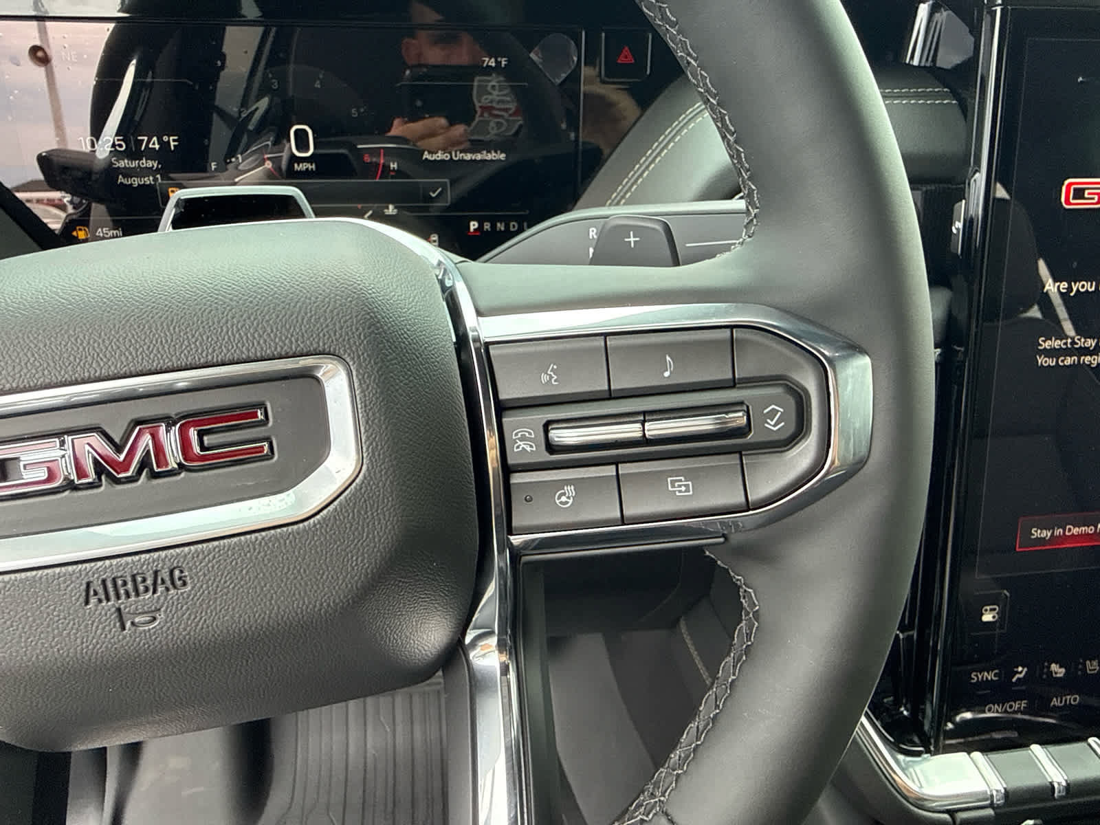 New 2026 GMC Yukon XL Elevation w/ Elevation Premium Package AWD/4WD image 19