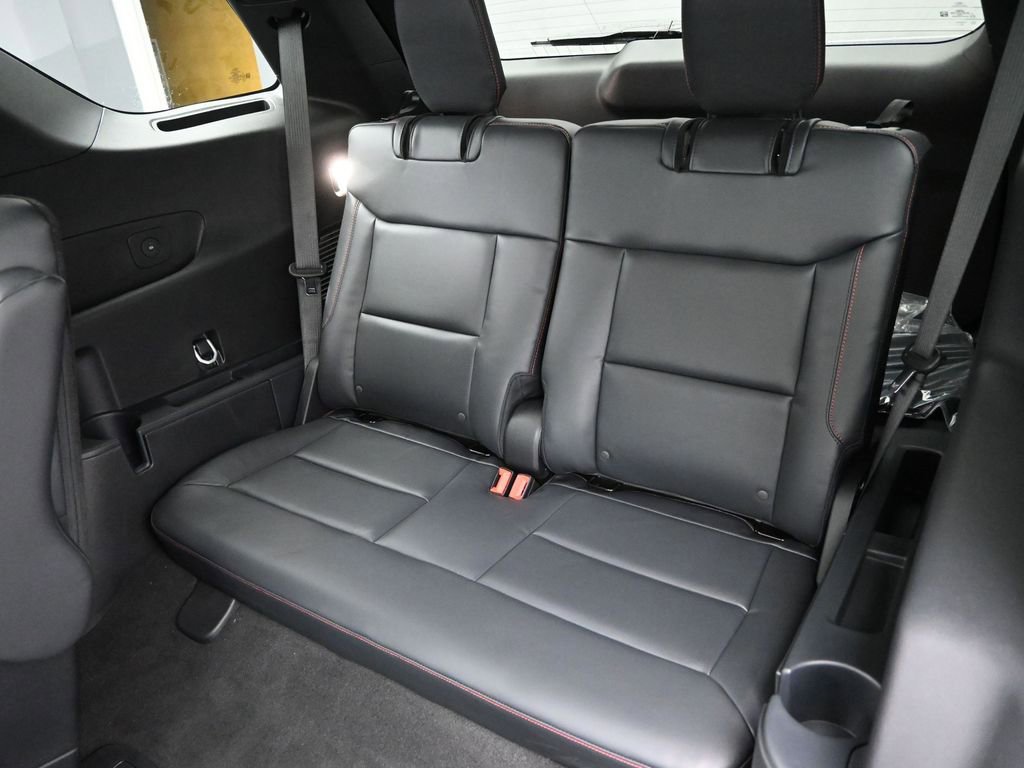 New 2026 Ford Explorer ST-Line w/ ST-Line Street Pack image 29