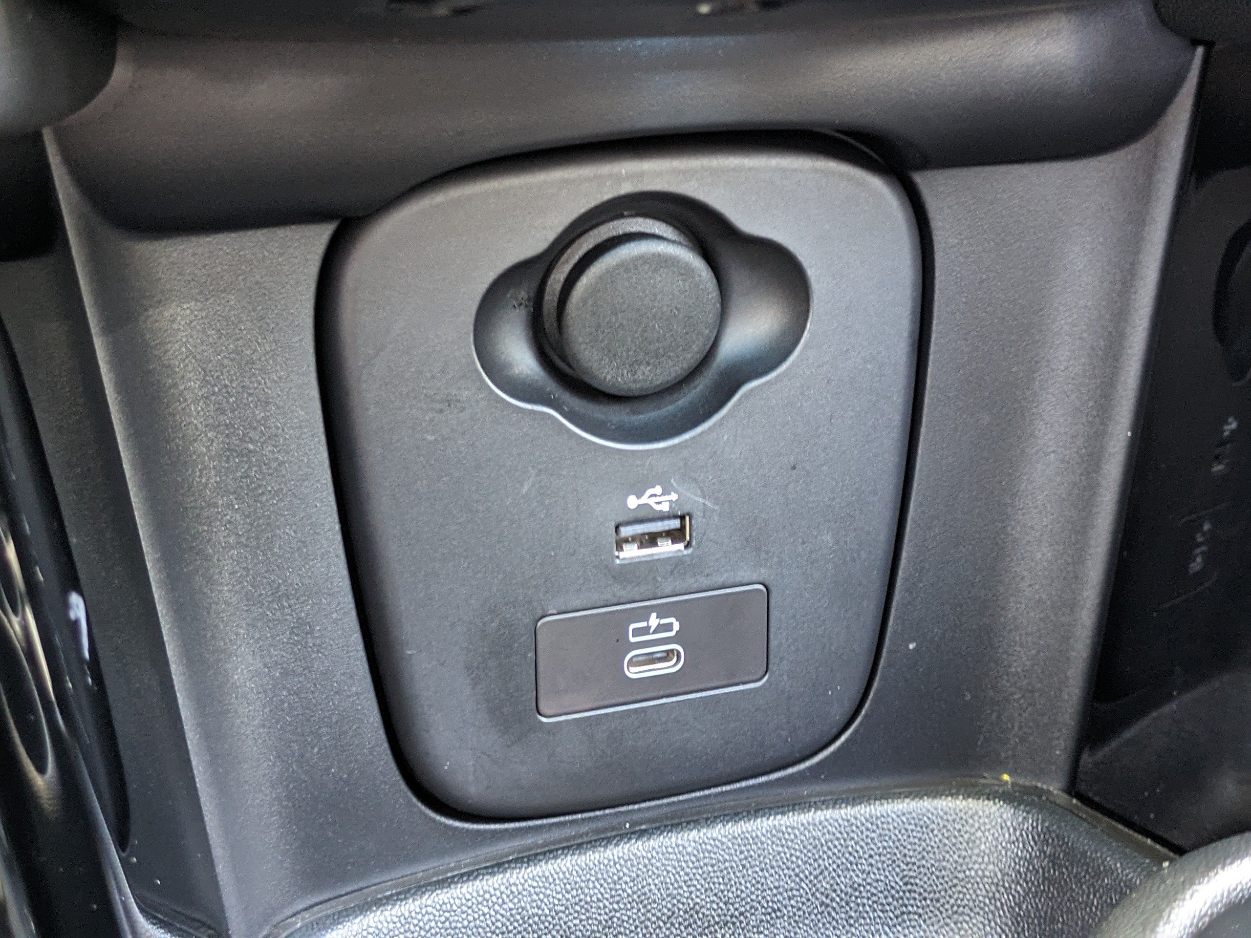 Used 2024 MINI Cooper John Cooper Works FWD image 32
