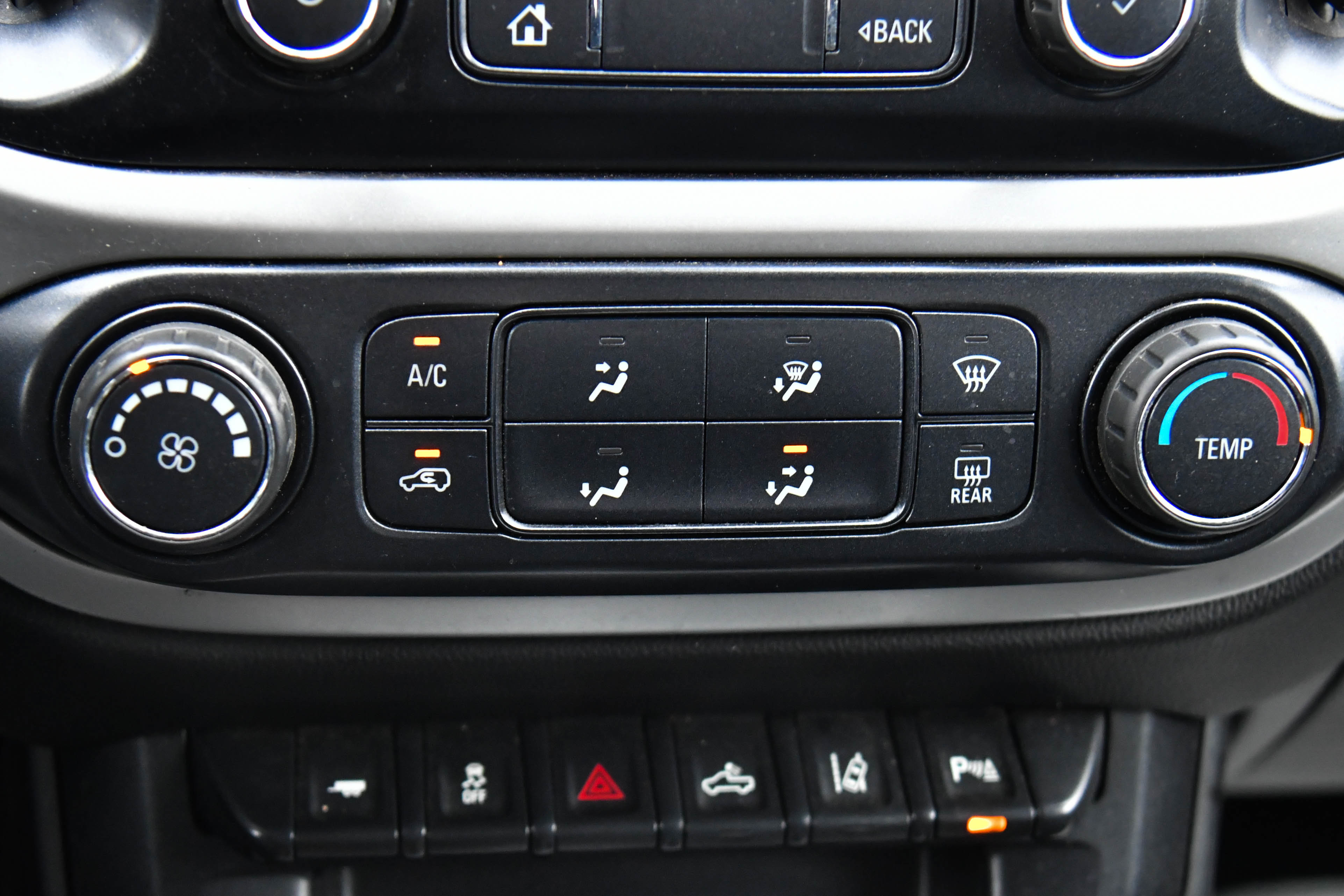 Used 2019 Chevrolet Colorado LT w/ LT Convenience Package image 23