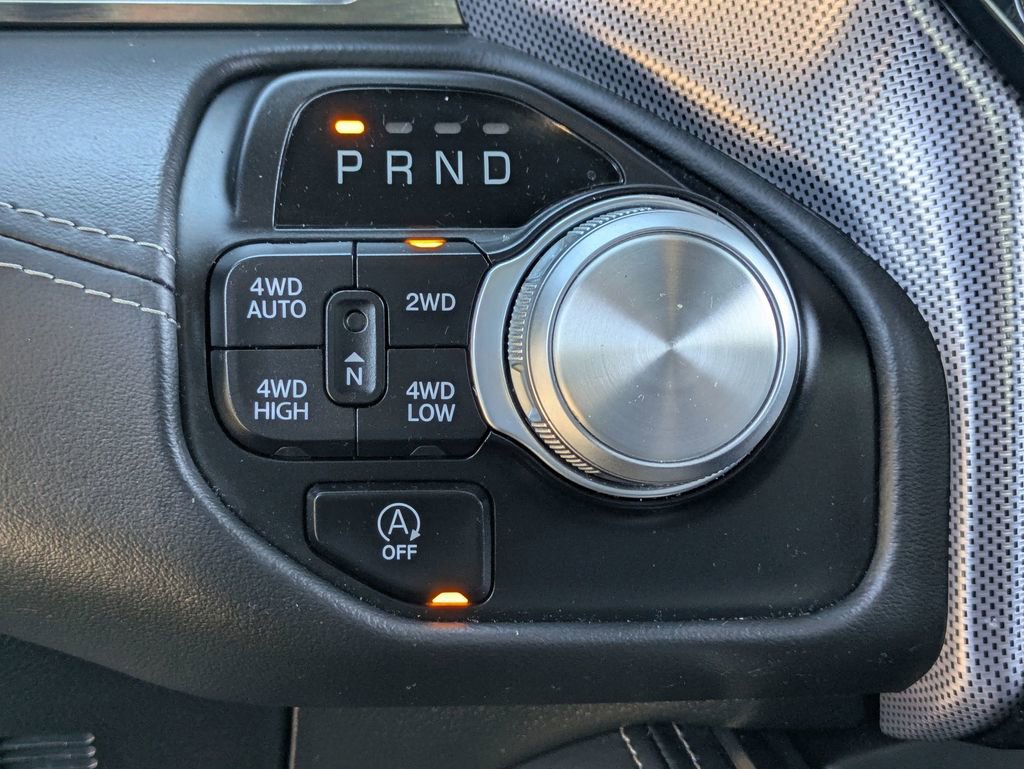 Used 2021 RAM 1500 Limited w/ Body Color Bumper Group image 23