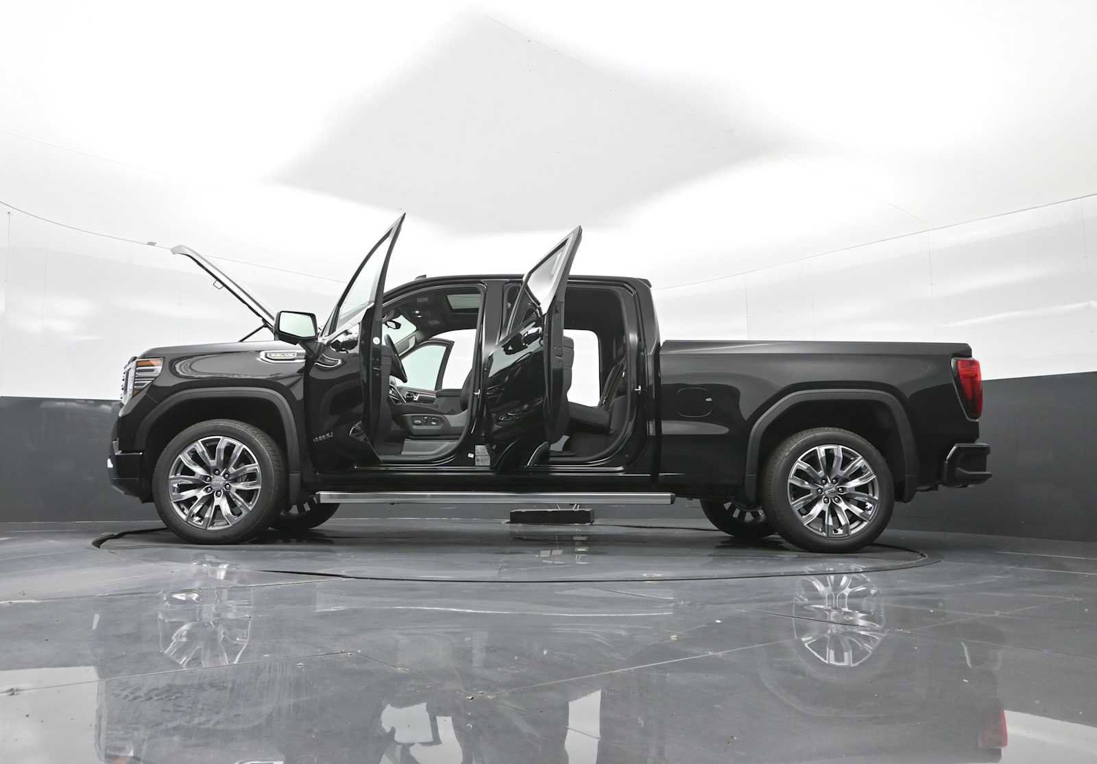 New 2026 GMC Sierra 1500 Denali w/ Denali Reserve Package image 30
