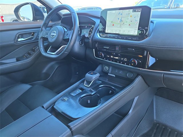 Used 2023 Nissan Rogue SL w/ SL Premium Package image 16