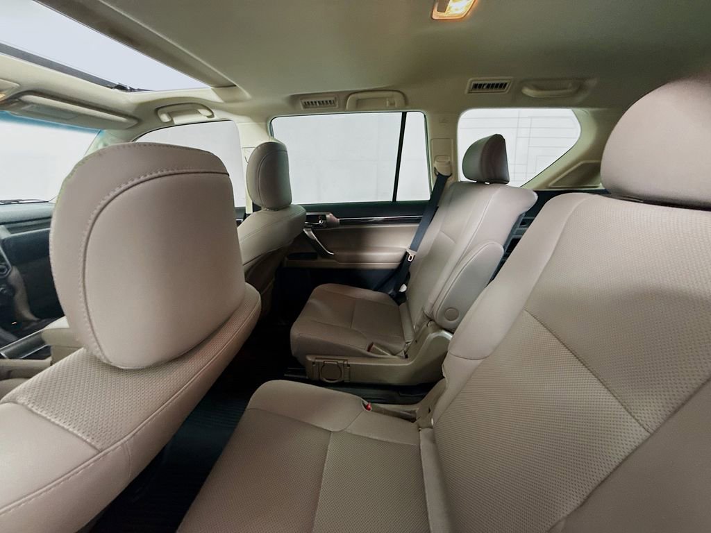 Used 2023 Lexus GX 460 Premium image 26