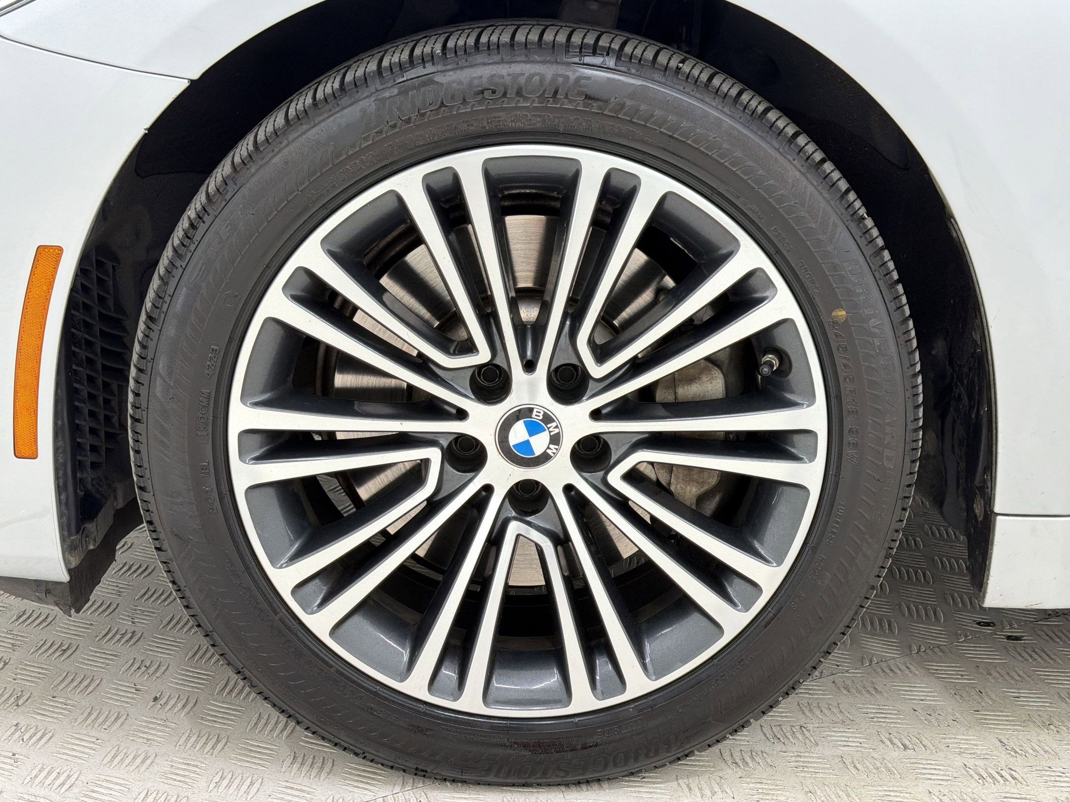 Used 2019 BMW 530i w/ Convenience Package image 12