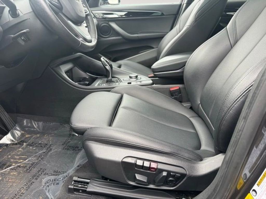 Used 2020 BMW X2 xDrive28i w/ Convenience Package AWD/4WD image 6