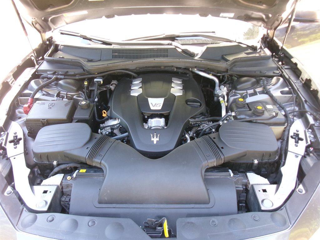 Used 2016 Maserati Ghibli RWD image 47