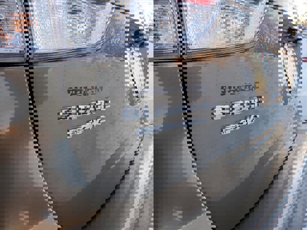 Used 2022 Subaru Forester Limited image 9