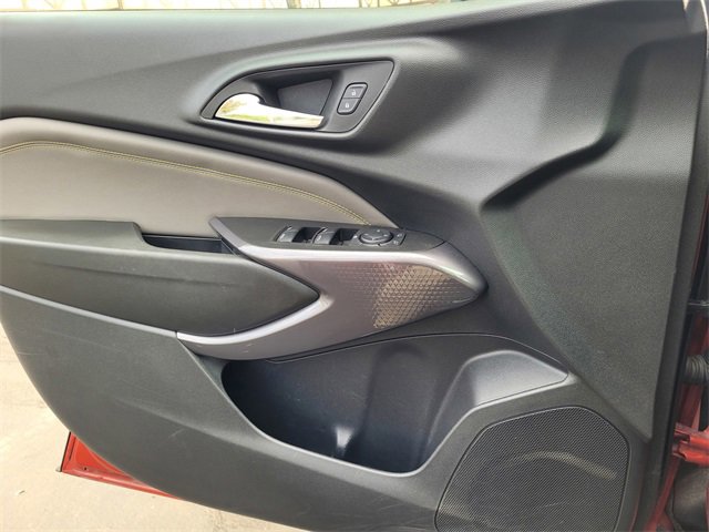 Used 2024 Chevrolet Trax ACTIV w/ Sunroof Package image 14