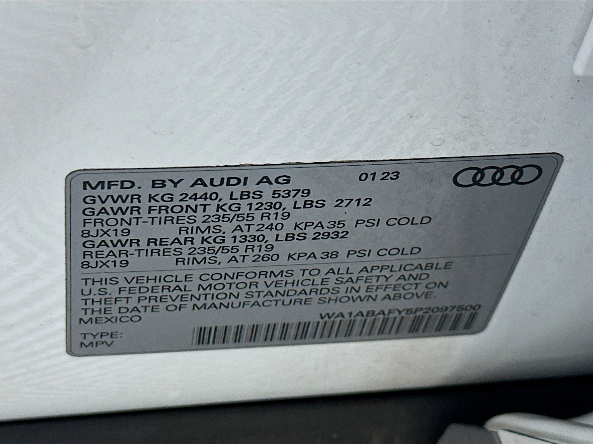 Used 2023 Audi Q5 2.0T Premium w/ Convenience Package image 12