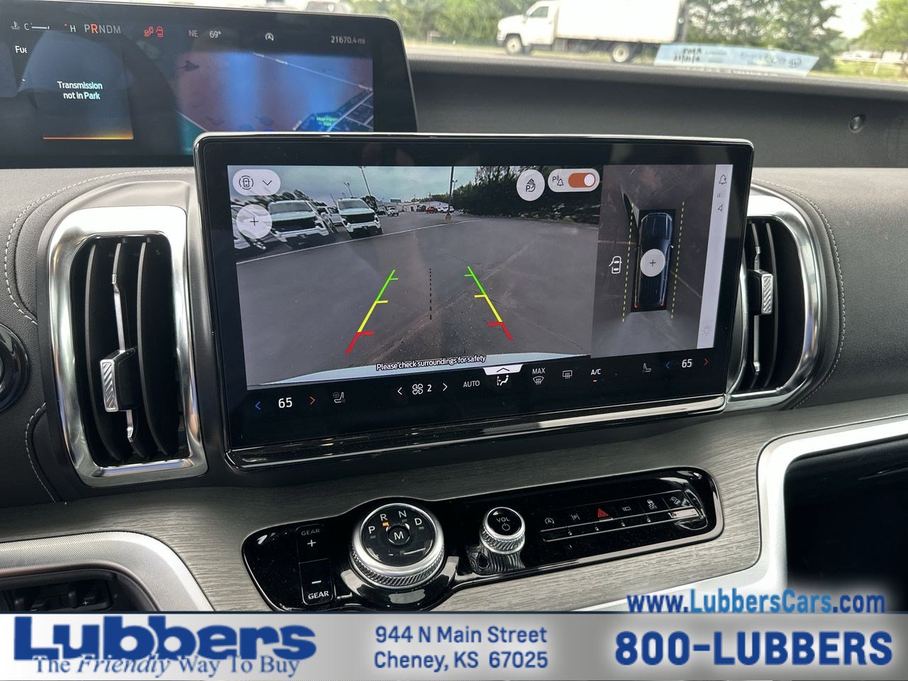 Used 2025 Ford Expedition Max Platinum AWD/4WD image 17