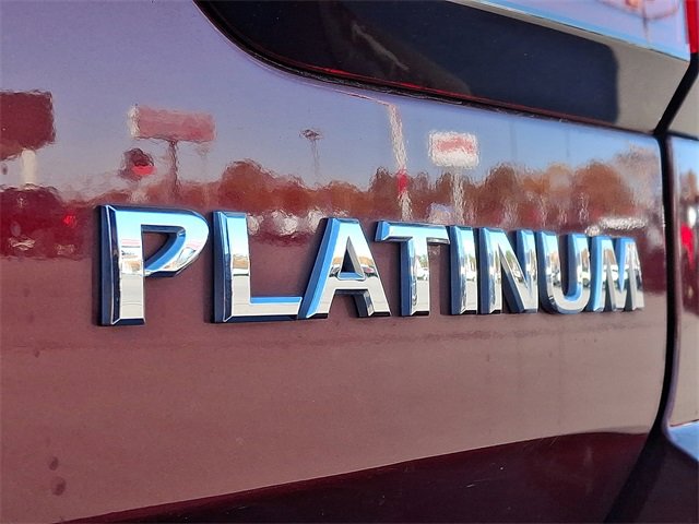 Used 2022 Nissan Armada Platinum w/ Captain's Chairs Package image 33