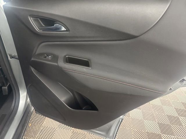 Used 2024 Chevrolet Equinox RS image 28