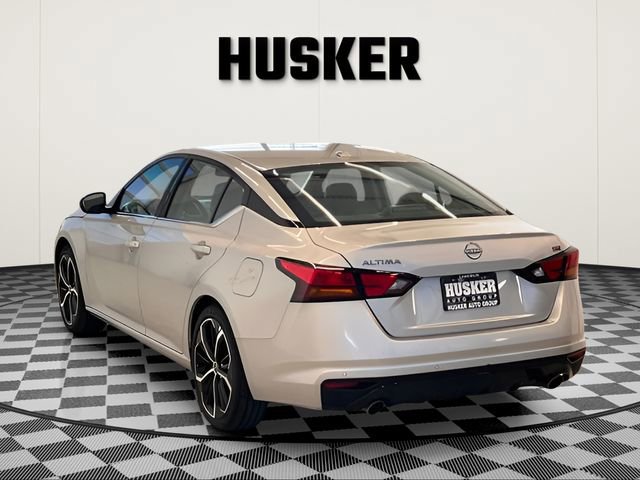 Used 2025 Nissan Altima 2.5 SR FWD image 5