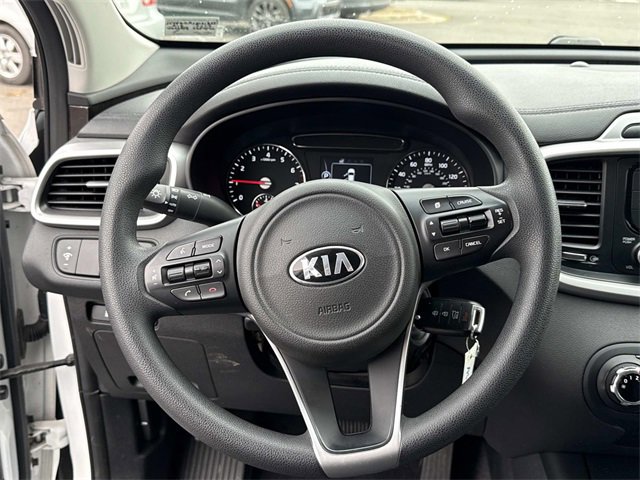 Used 2017 Kia Sorento LX image 18