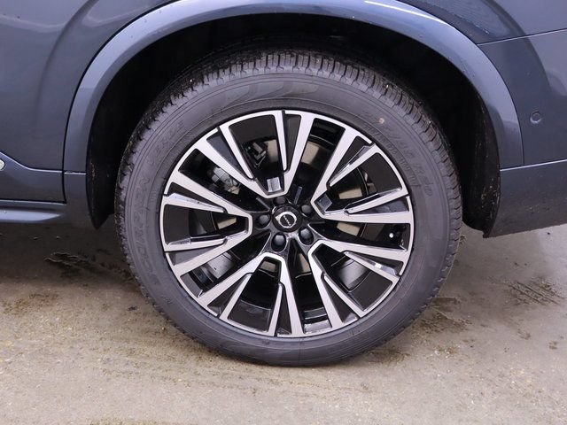 New 2025 Volvo XC90 T8 Plus w/ Protection Package Premier AWD/4WD image 27