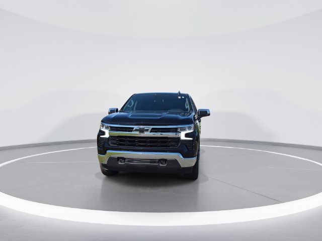 Used 2025 Chevrolet Silverado 1500 LT AWD/4WD image 3