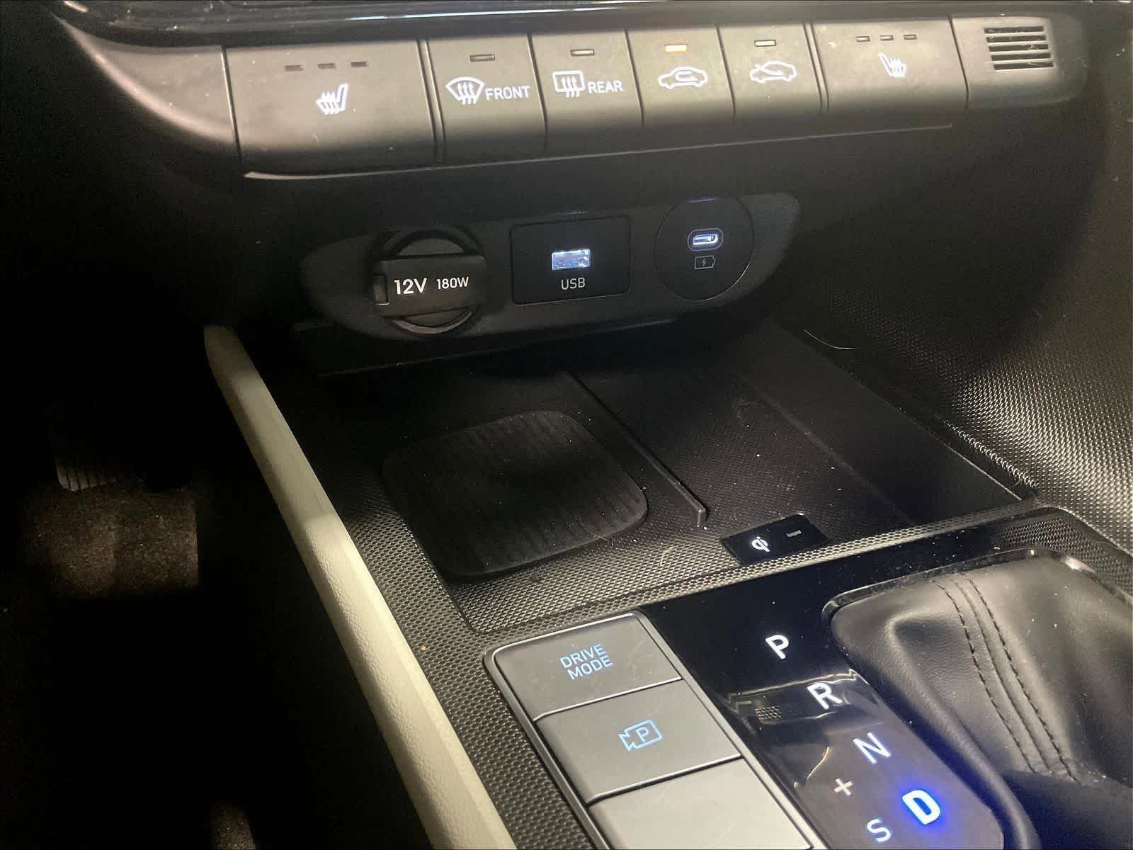 Certified 2025 Hyundai Elantra Limited FWD image 46