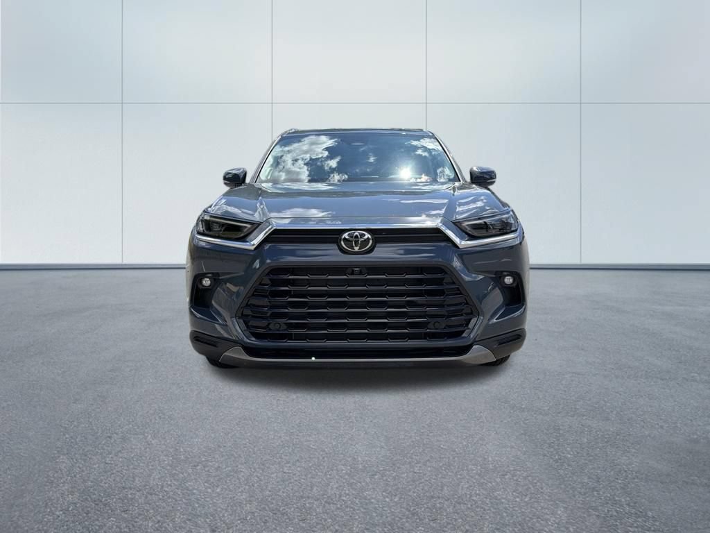 Used 2026 Toyota Grand Highlander AWD image 3