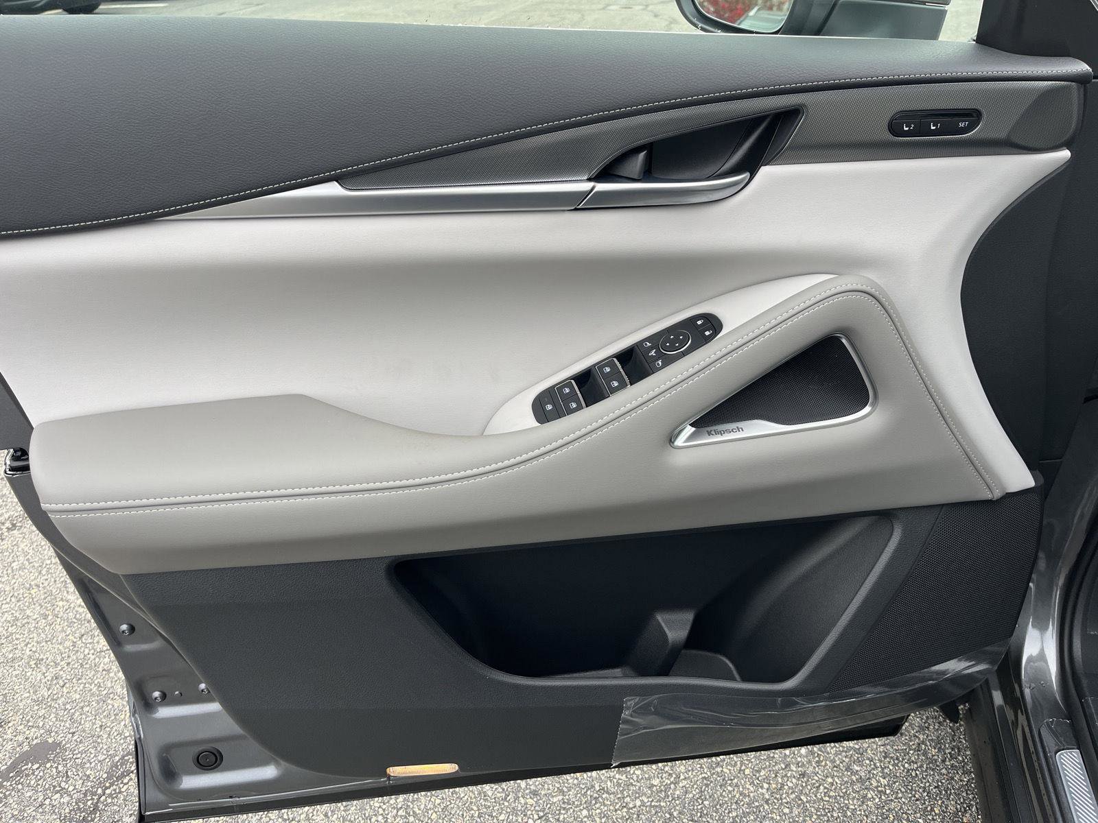 New 2026 INFINITI QX60 Luxe w/ Cargo Package image 10