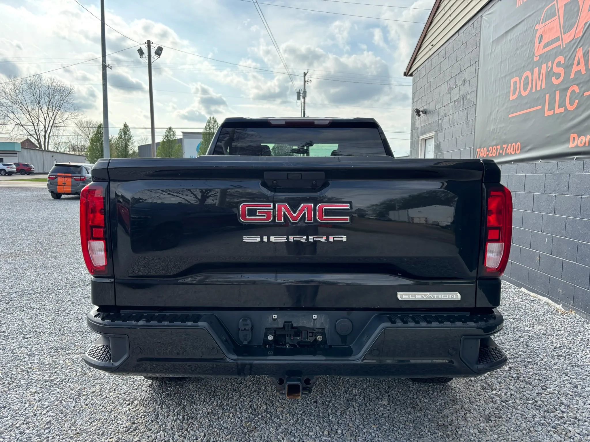 Used 2020 GMC Sierra 1500 Elevation w/ Elevation Value Package AWD/4WD image 4