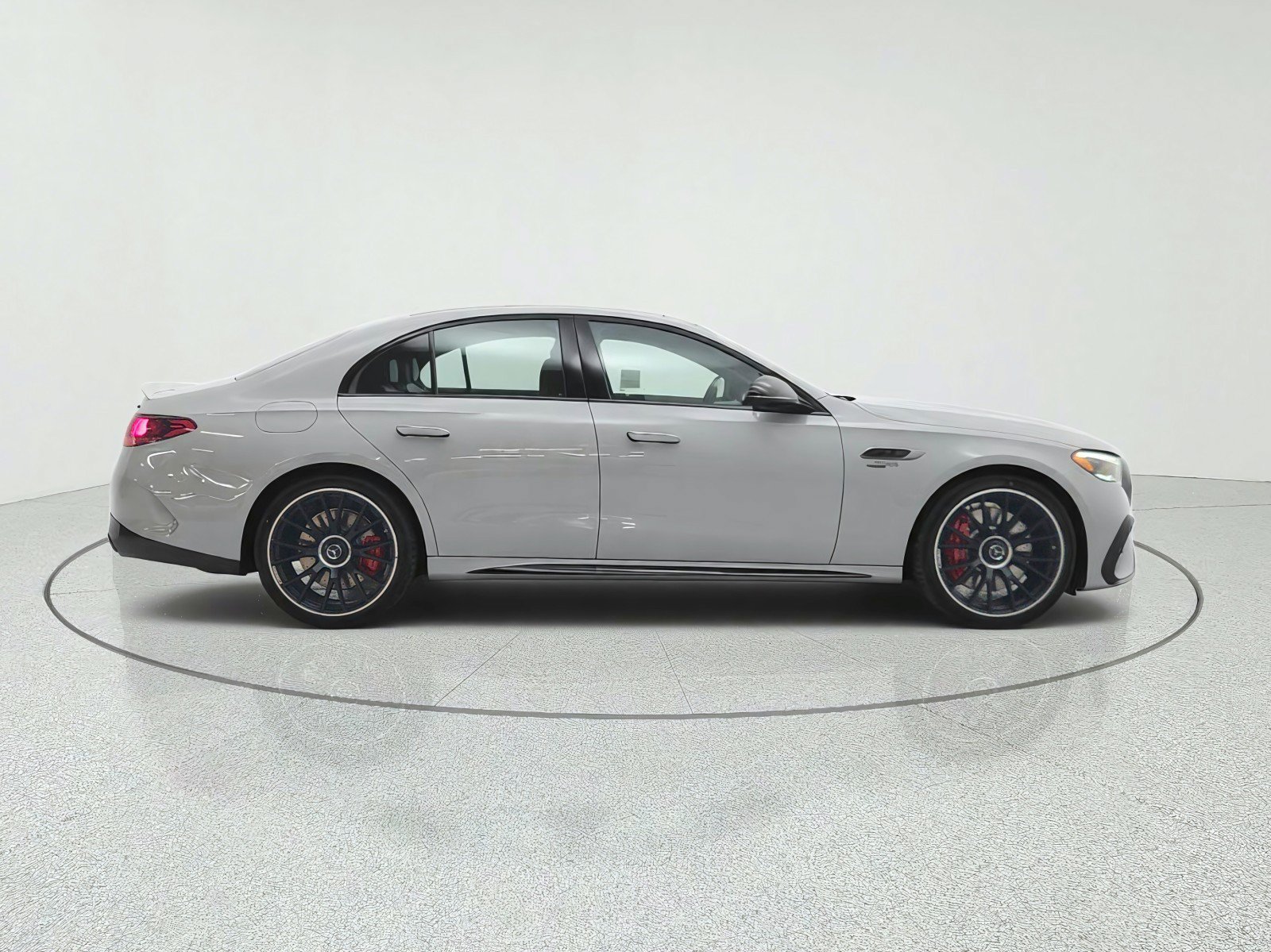 New 2027 Mercedes-Benz E 53 AMG e 4MATIC Sedan image 4