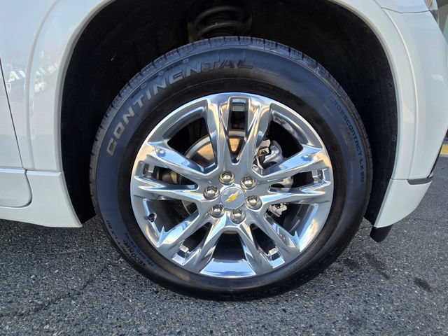 Used 2021 Chevrolet Traverse High Country w/ LPO, Floor Liner Package AWD/4WD image 38