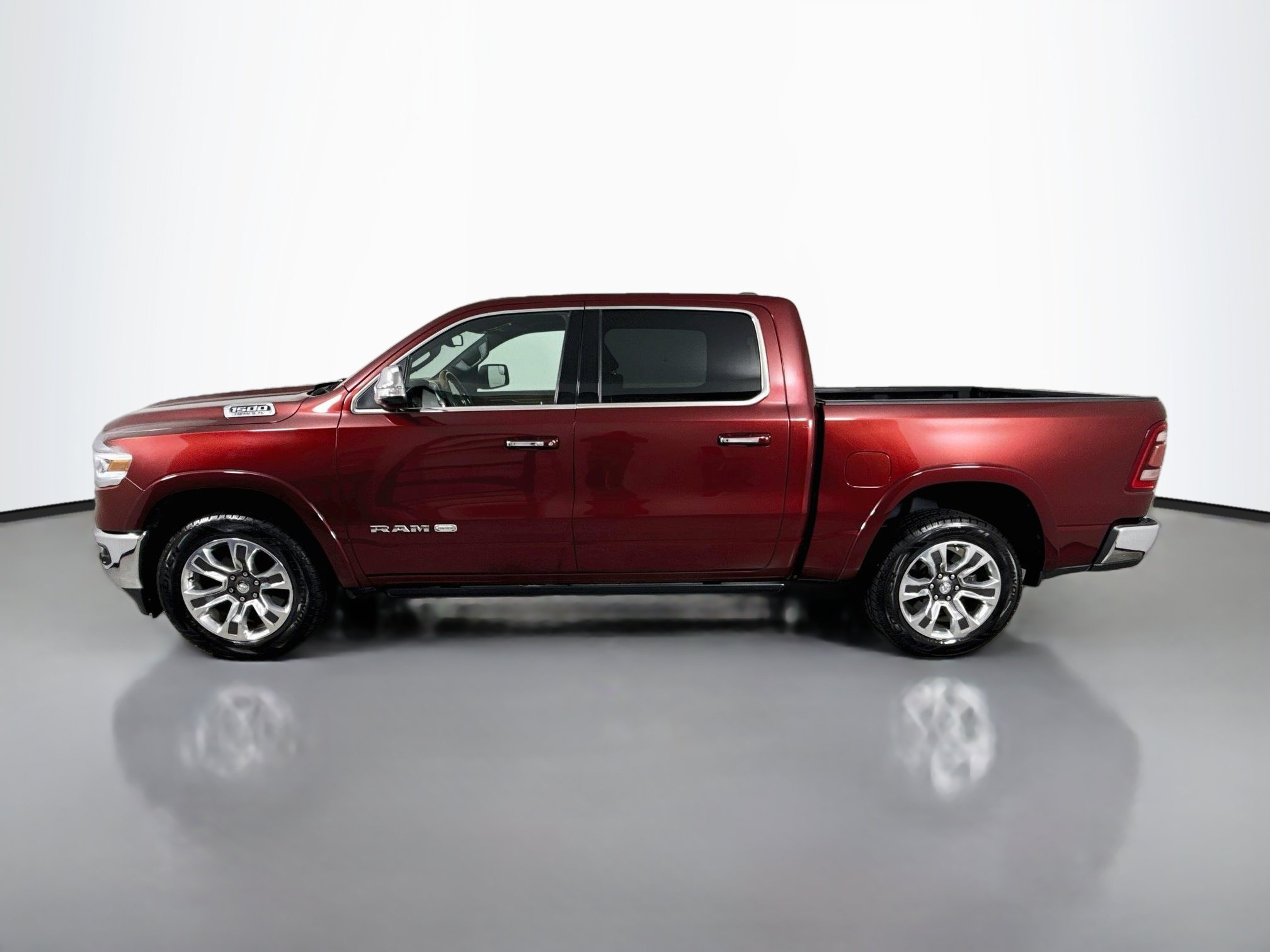 Used 2019 RAM 1500 Limited AWD/4WD image 4