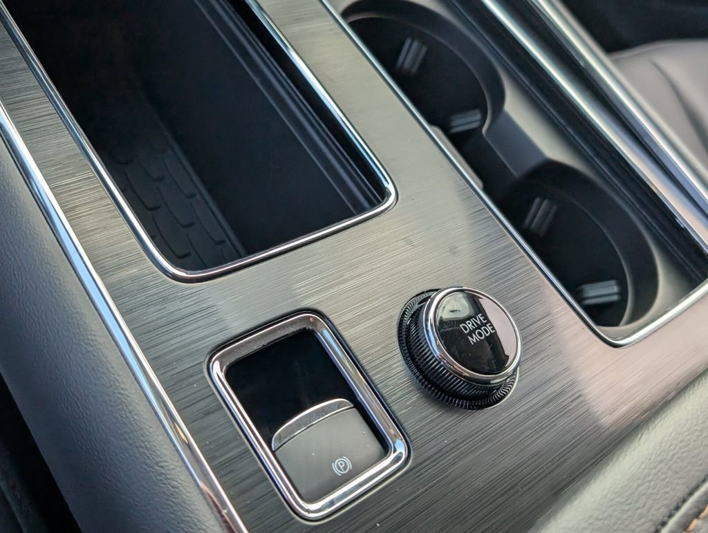 New 2026 Lincoln Aviator AWD image 20