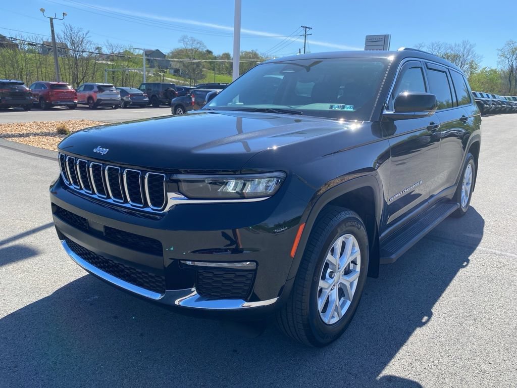 Used 2023 Jeep Grand Cherokee L Limited w/ Trailer Tow Group (B) AWD/4WD image 7