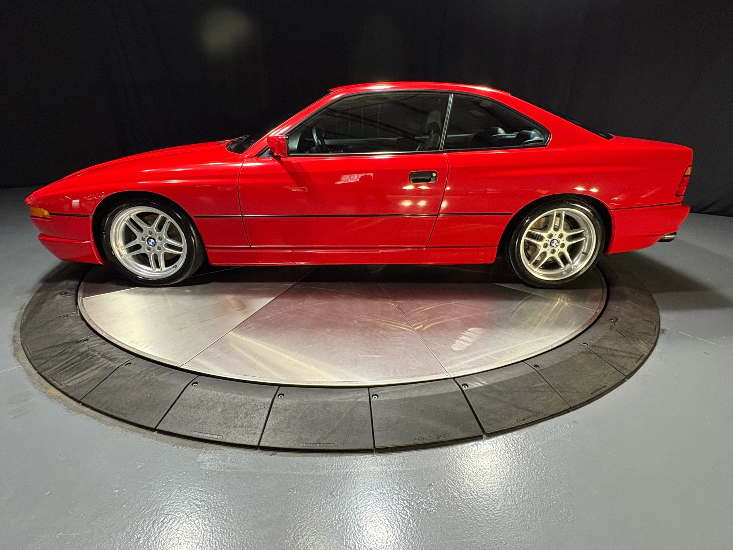 Used 1992 BMW 850i 850i Coupe 2D image 3