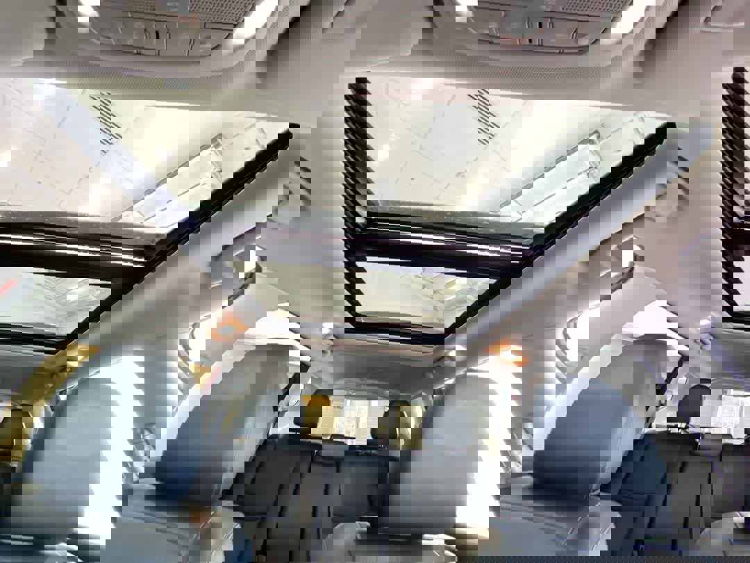 Used 2020 Nissan Rogue SL w/ Premium Package image 25