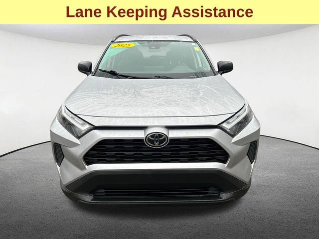 Certified 2025 Toyota RAV4 LE AWD/4WD image 4