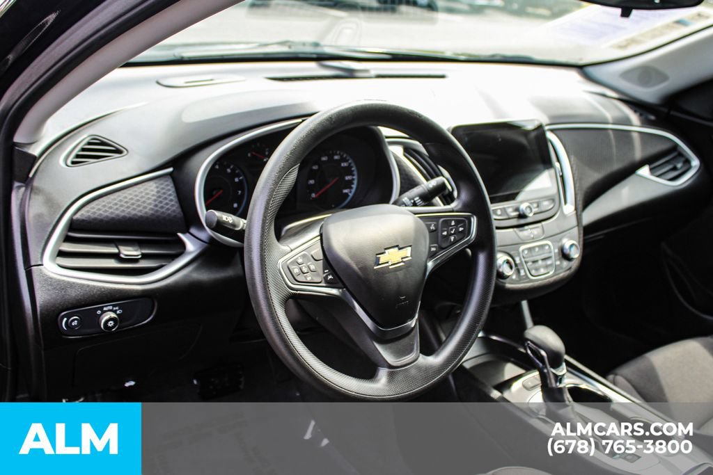 Used 2024 Chevrolet Malibu LT FWD image 30
