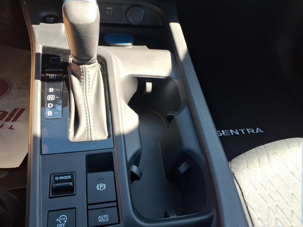 New 2027 Nissan Sentra SV w/ SV Convenience Package FWD image 24