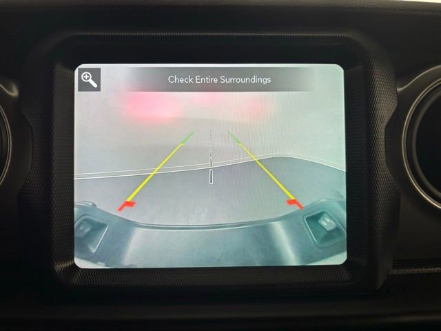 Used 2022 Jeep Gladiator Willys AWD/4WD image 28