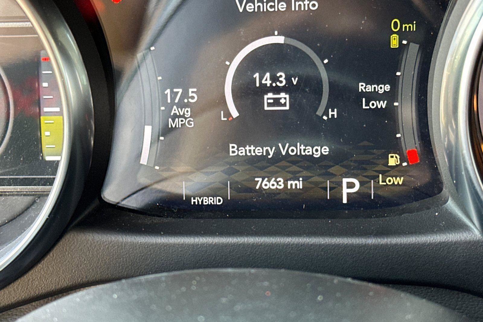 Used 2023 Jeep Wrangler Unlimited Rubicon 4xe image 30