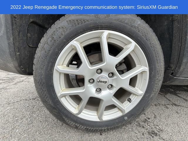 Used 2022 Jeep Renegade Latitude AWD/4WD image 16