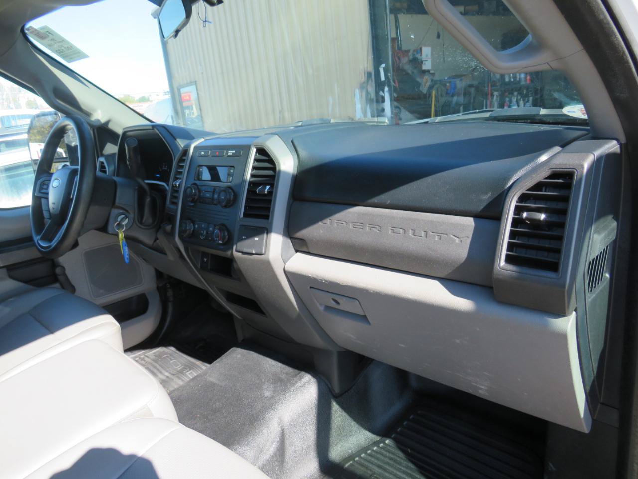 Used 2017 Ford F250 XL RWD image 21