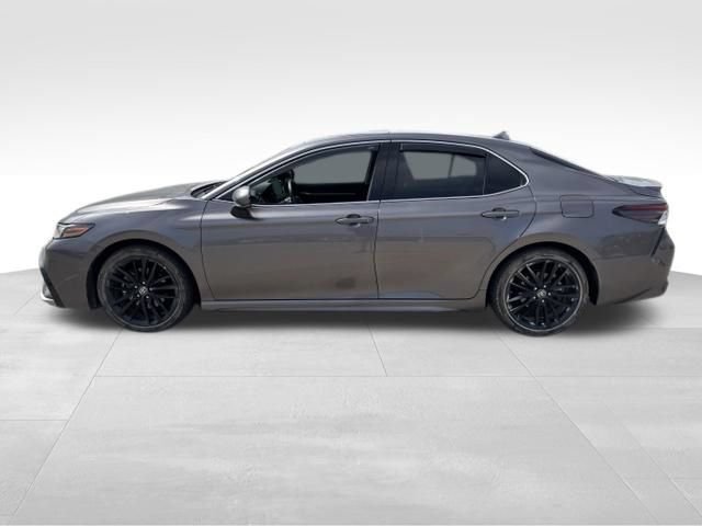 Used 2024 Toyota Camry XSE w/ Cold Weather Package FWD image 2