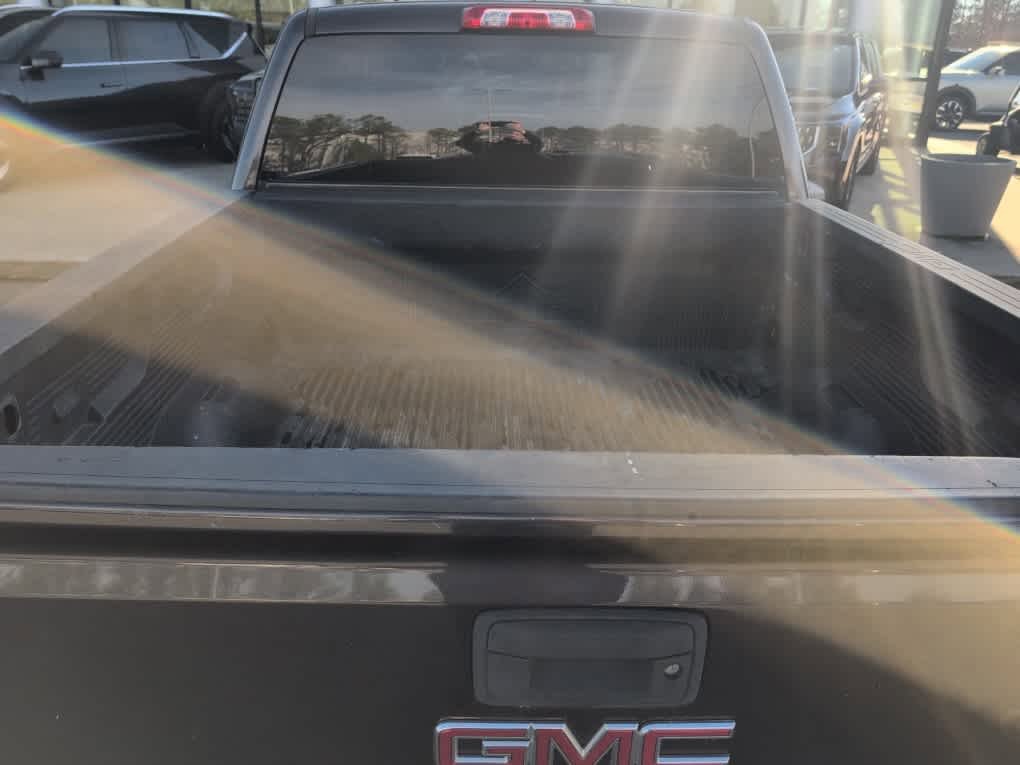 Used 2015 GMC Sierra 1500 SLE w/ SLE Value Package image 5