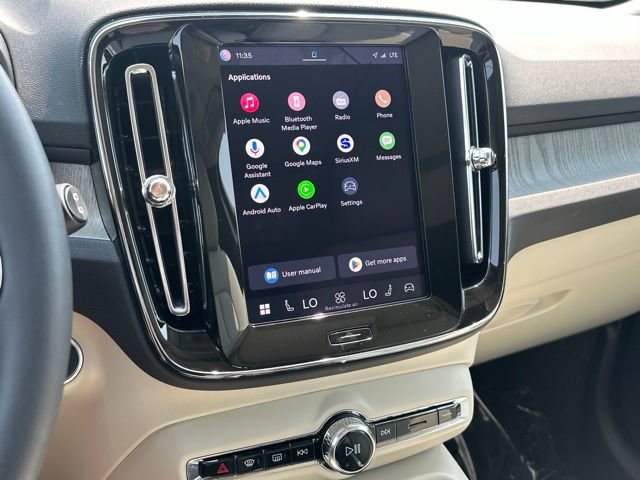 Certified 2025 Volvo XC40 B5 Plus AWD/4WD image 24