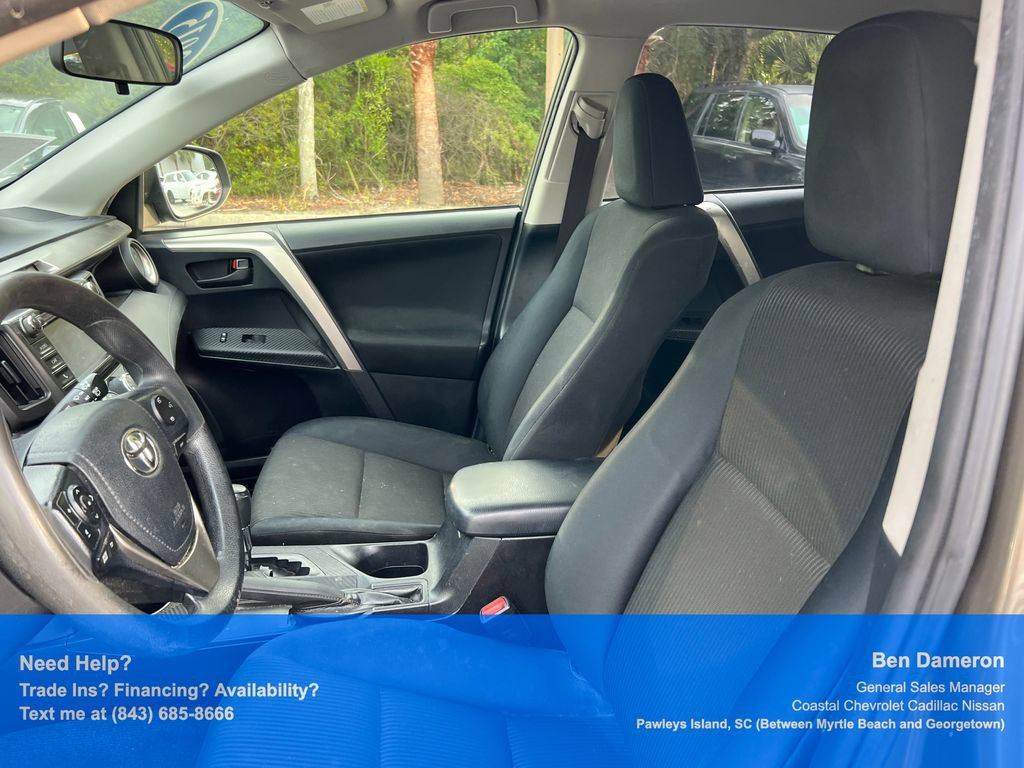 Used 2015 Toyota RAV4 LE AWD/4WD image 10