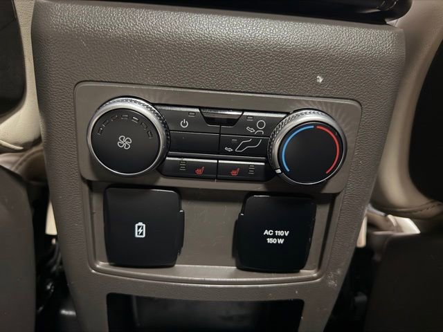 Used 2020 Ford Explorer Platinum w/ Premium Technology Package image 19