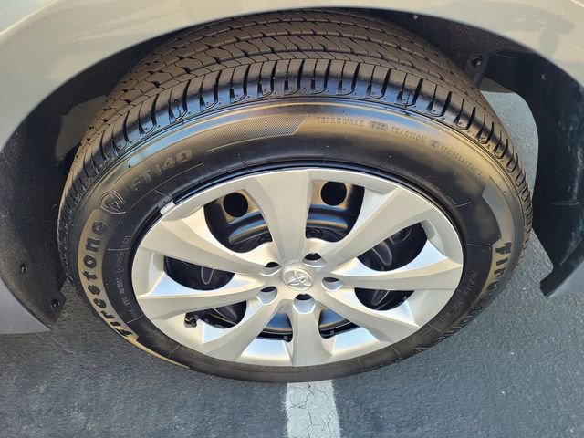 Used 2025 Toyota Corolla LE image 25