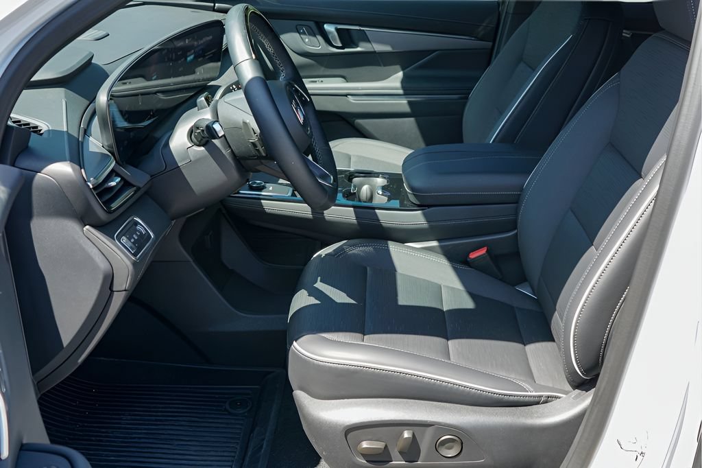 New 2026 Buick Enclave Sport Touring w/ Super Cruise Package FWD image 10