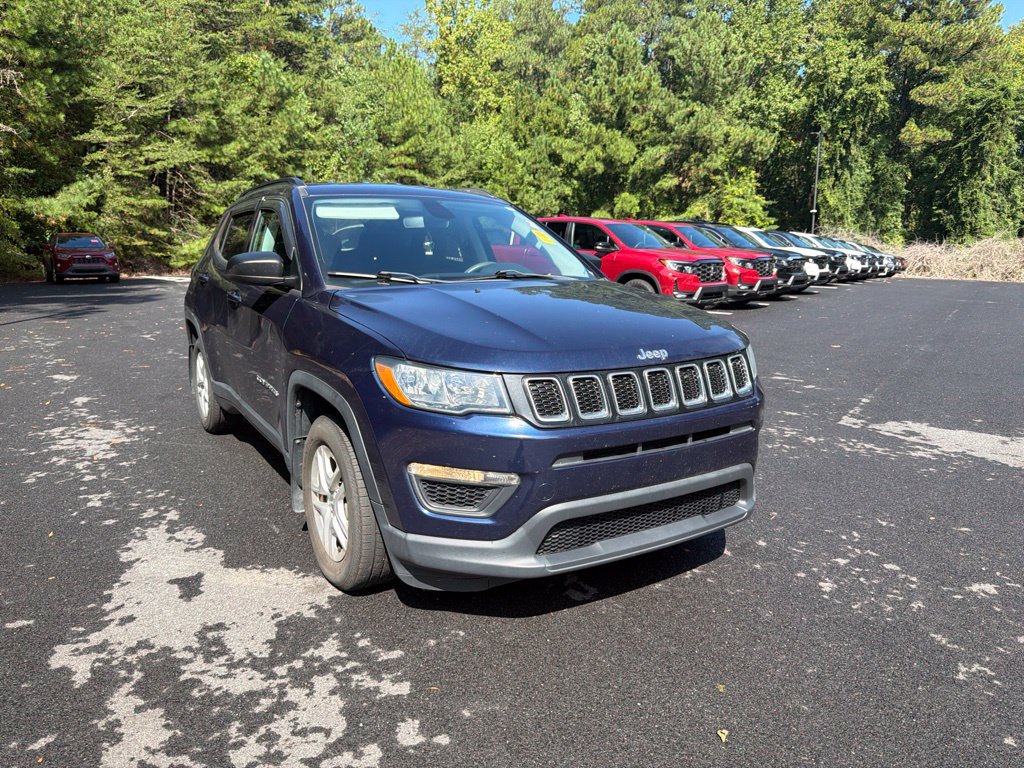 Used 2020 Jeep Compass Sport w/ Tech Group FWD image 4