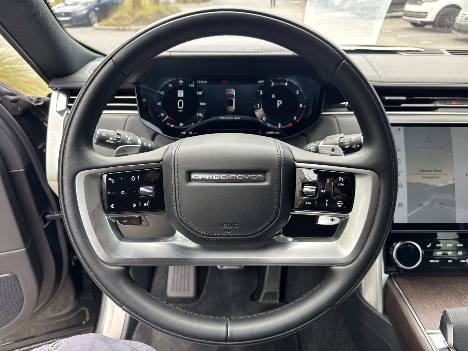 Used 2023 Land Rover Range Rover SE image 29