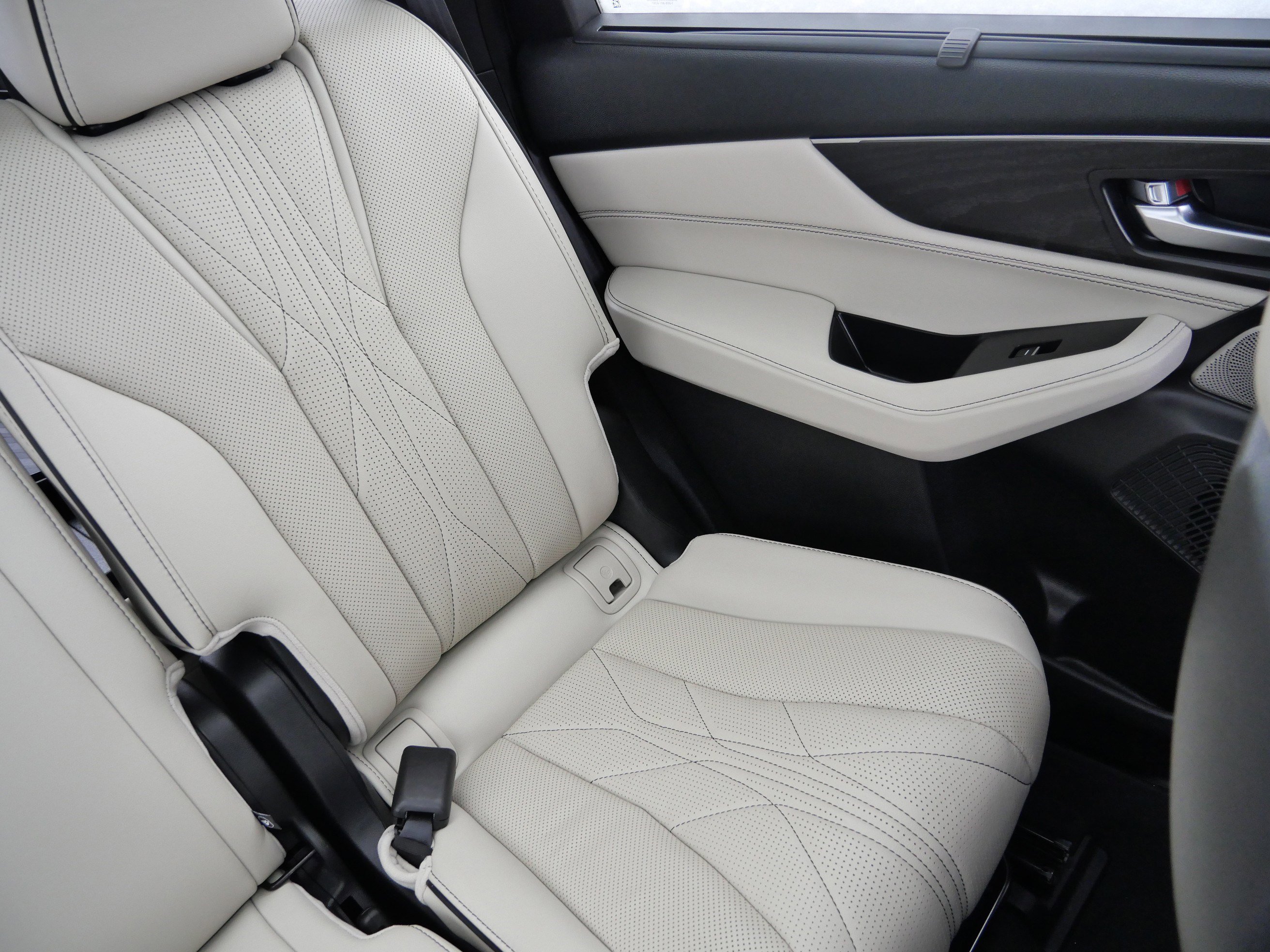 Used 2022 Acura MDX Type S image 14